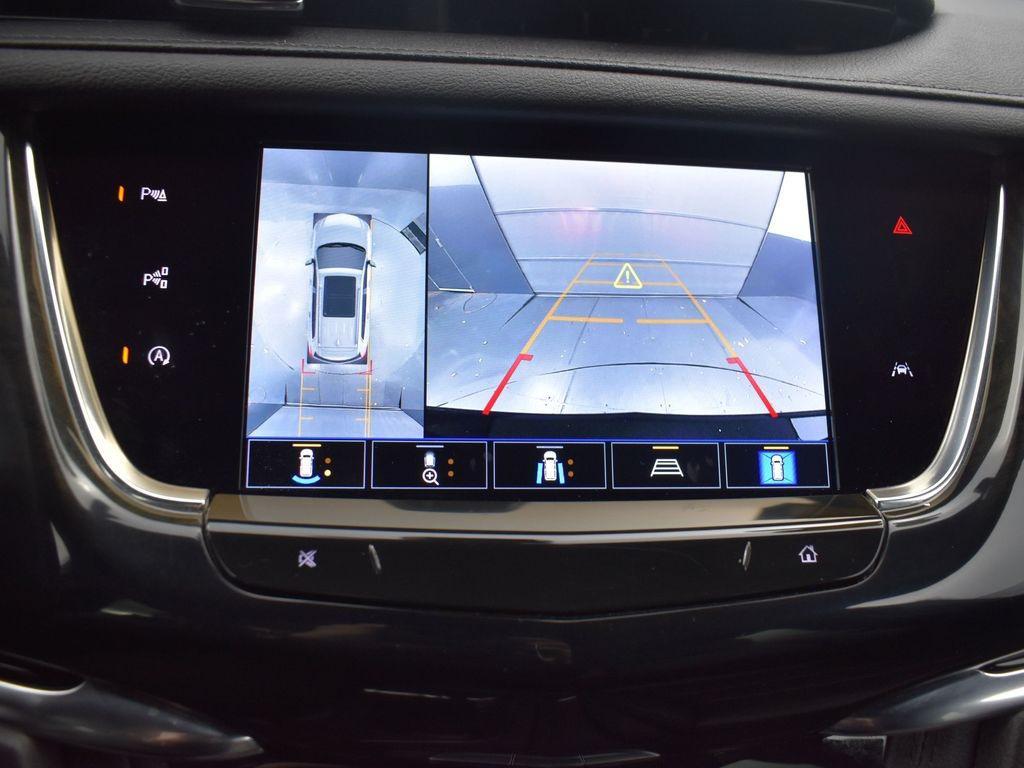 used 2022 Cadillac XT6 car