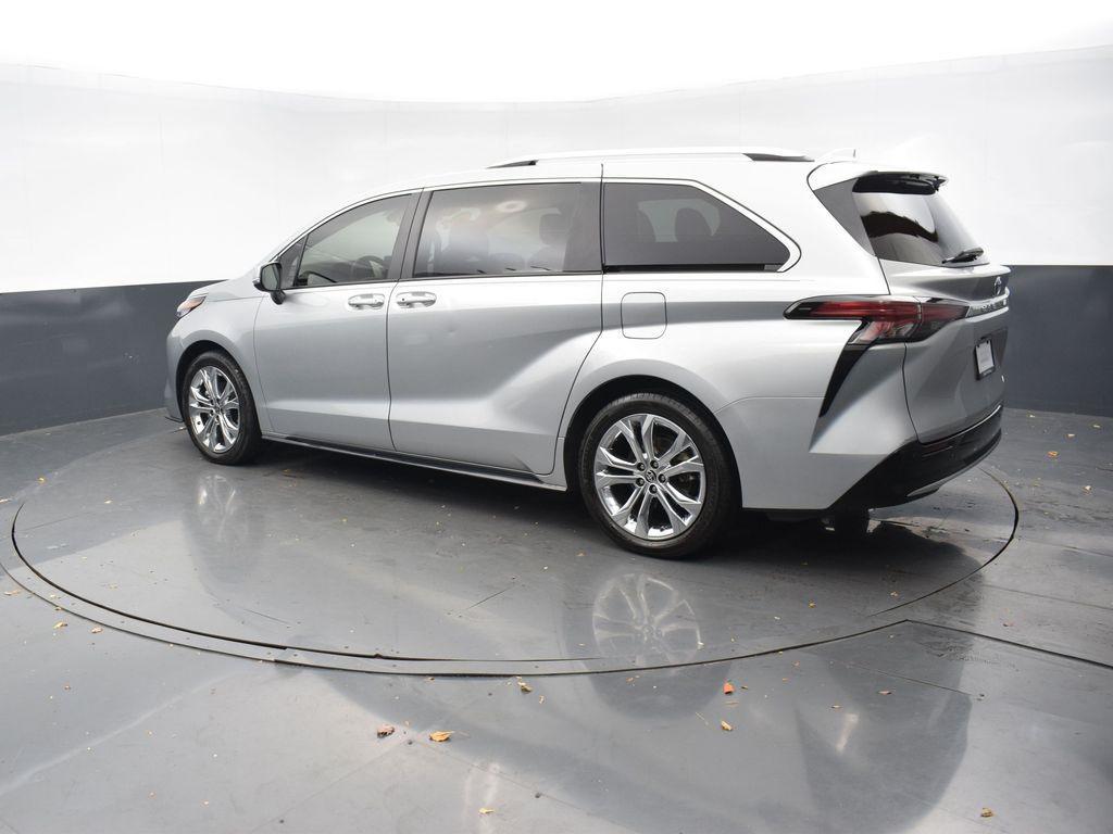 used 2023 Toyota Sienna car