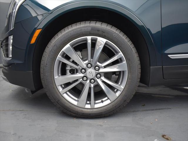 new 2025 Cadillac XT5 car, priced at $57,864