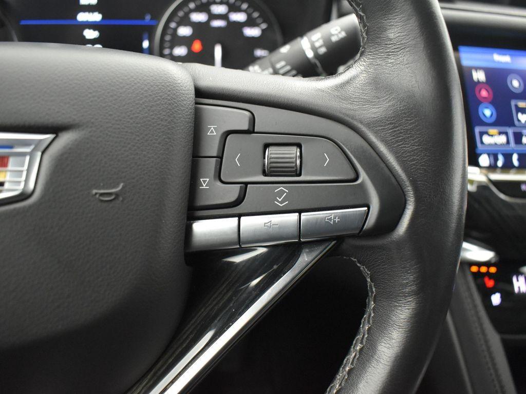 used 2020 Cadillac XT6 car, priced at $33,795