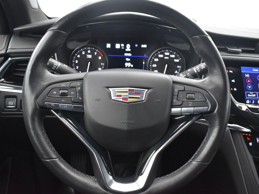 used 2020 Cadillac XT6 car, priced at $33,795