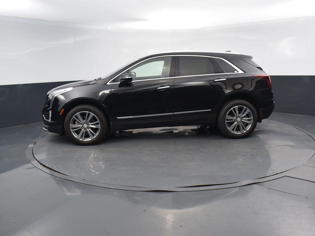 new 2025 Cadillac XT5 car, priced at $53,935