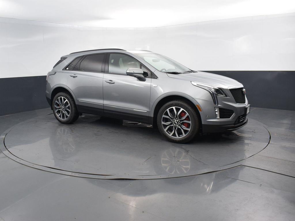used 2025 Cadillac XT5 car, priced at $58,995