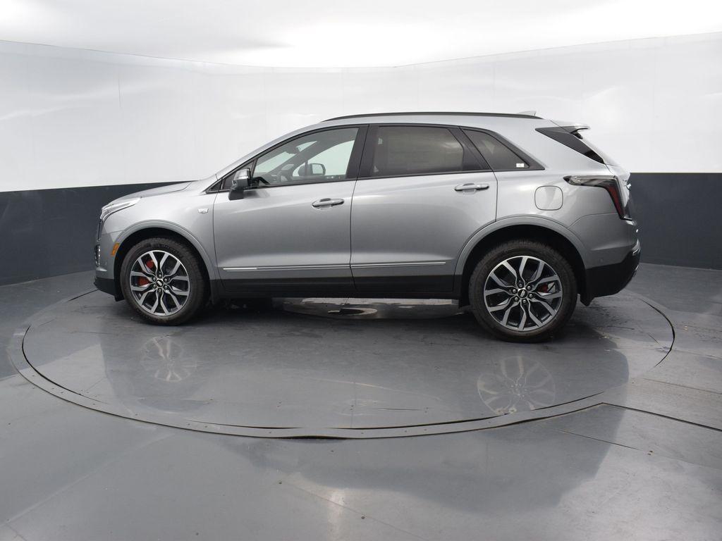 used 2025 Cadillac XT5 car, priced at $58,995