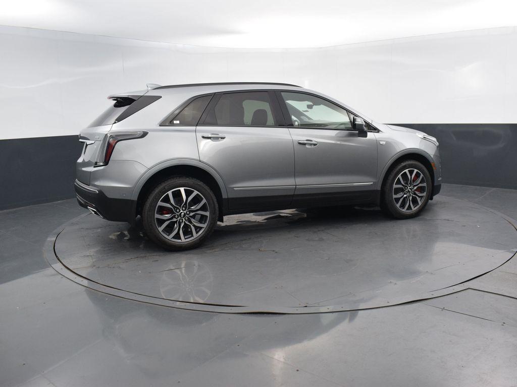 used 2025 Cadillac XT5 car, priced at $58,995