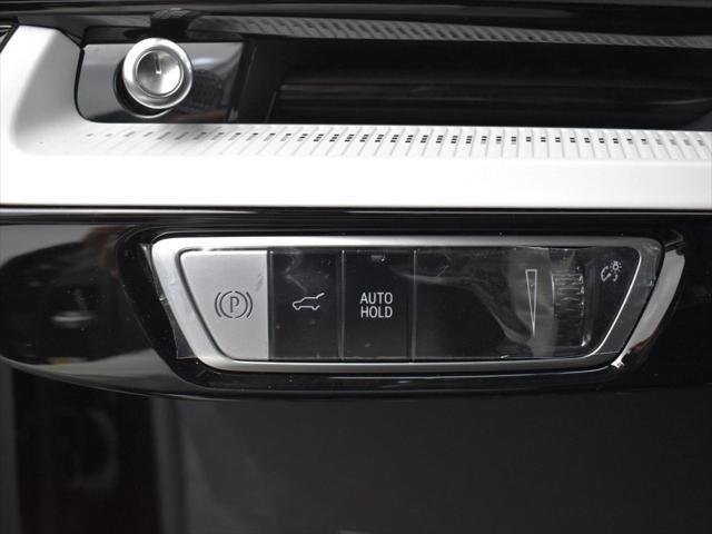 new 2025 Cadillac OPTIQ car, priced at $58,464
