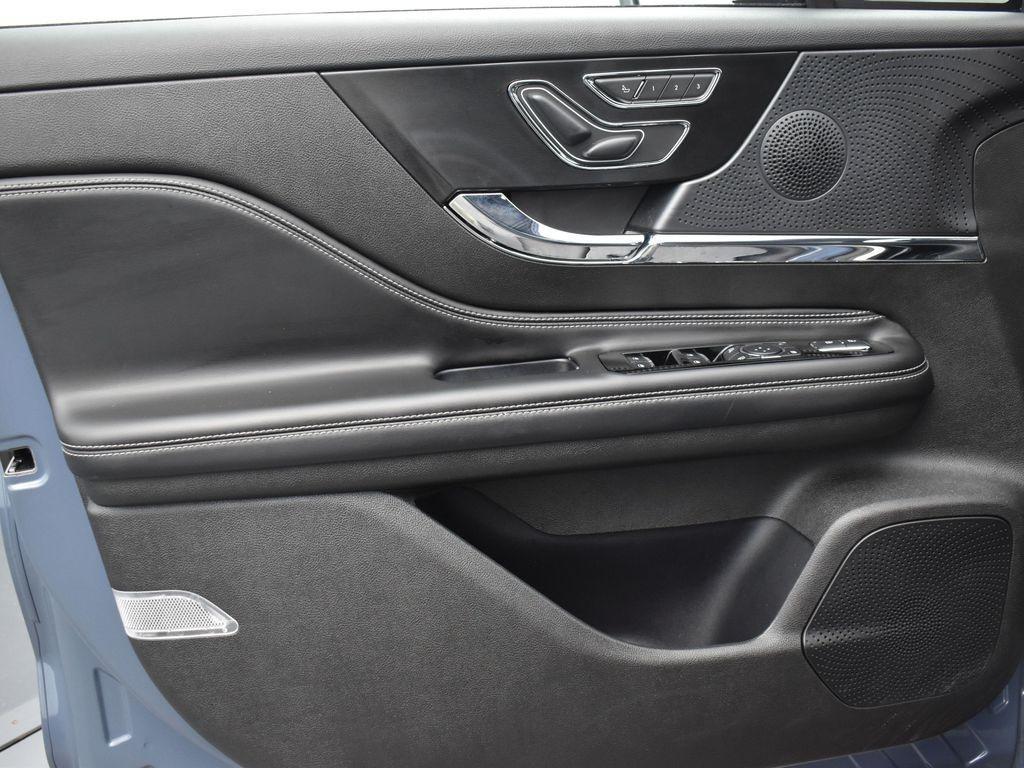 used 2023 Lincoln Corsair car, priced at $38,495