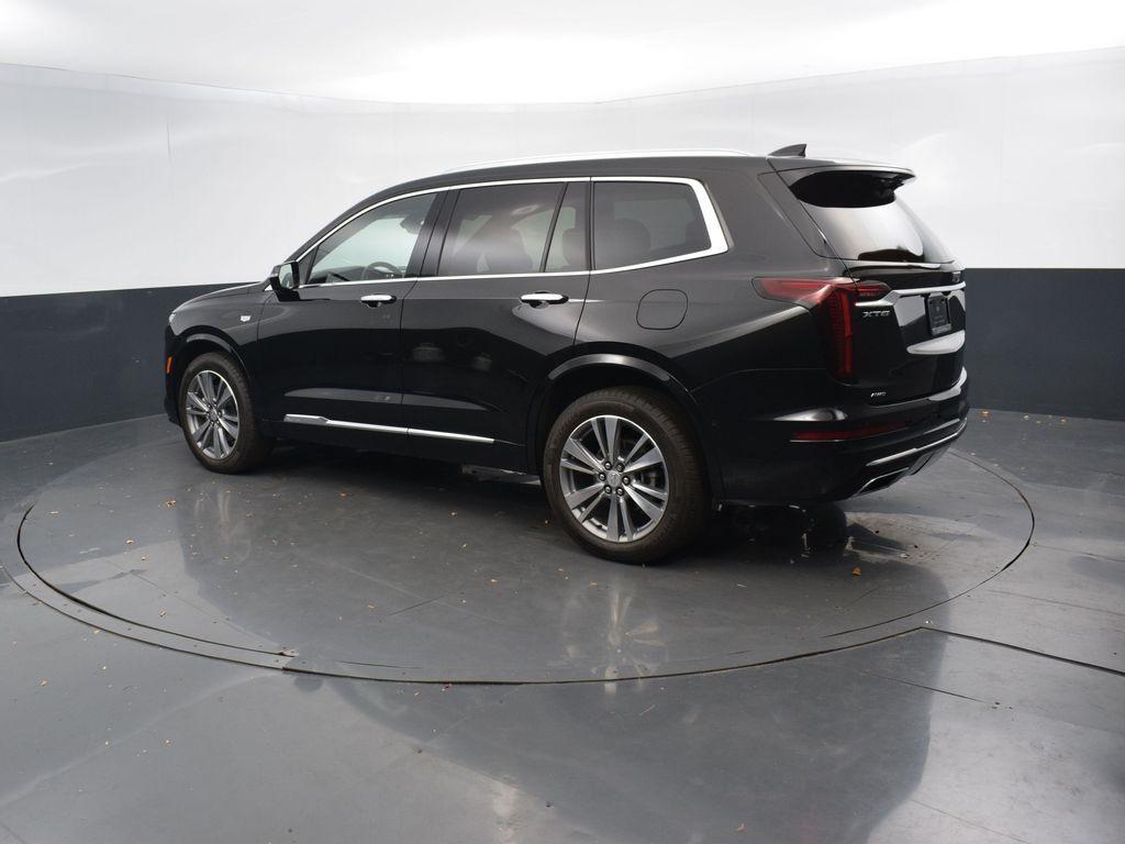 used 2022 Cadillac XT6 car, priced at $37,895