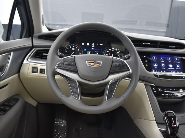 new 2025 Cadillac XT5 car, priced at $61,610