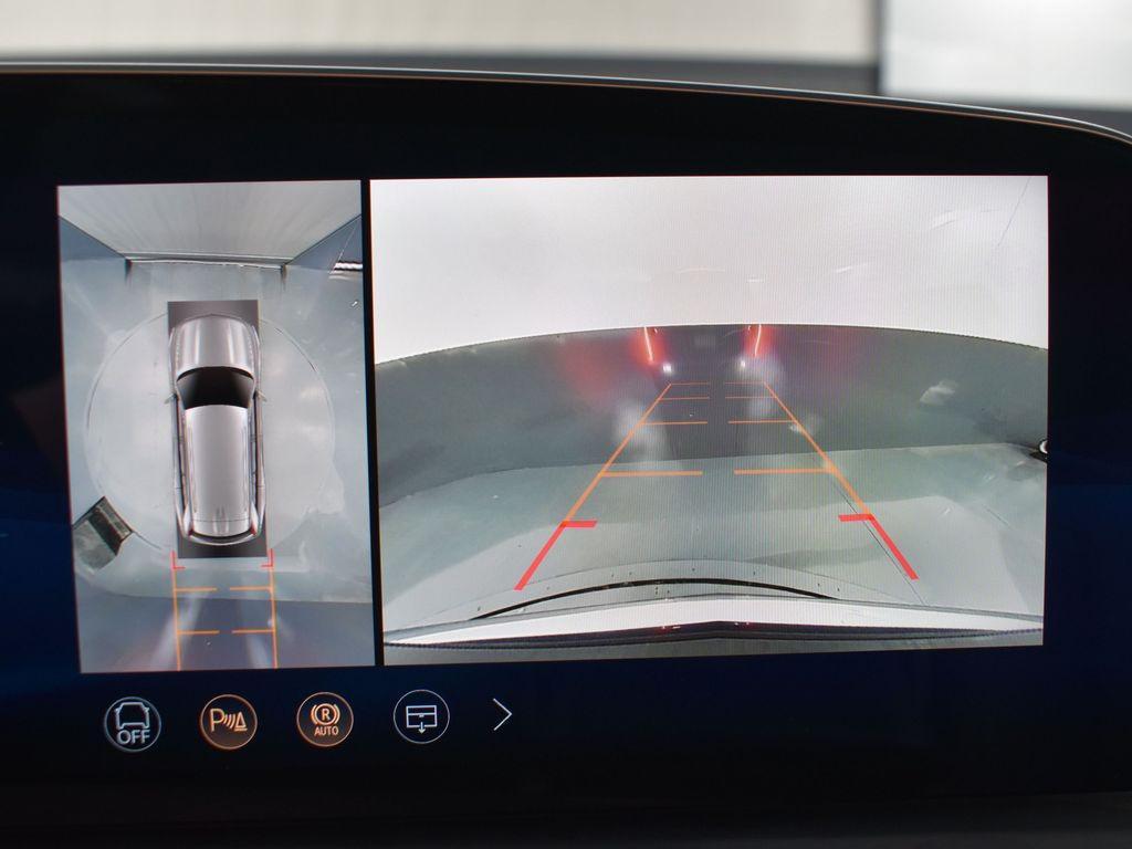 new 2026 Cadillac VISTIQ car, priced at $94,610