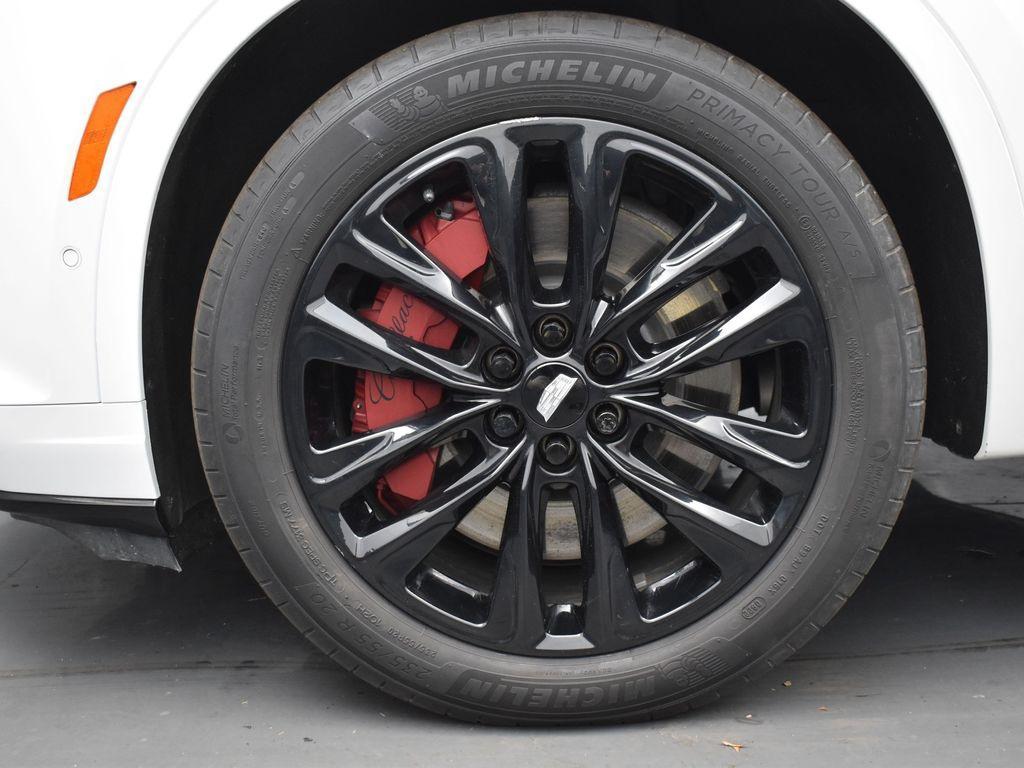 used 2022 Cadillac XT6 car, priced at $39,795