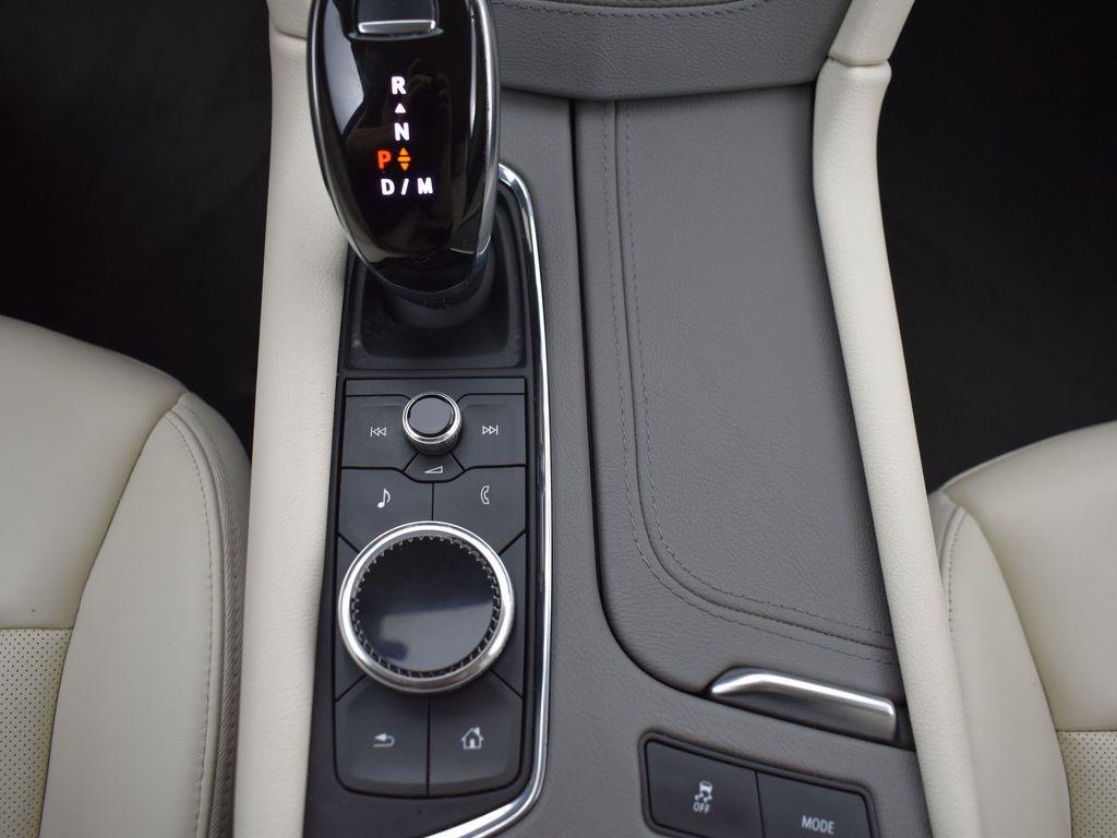 used 2022 Cadillac XT6 car, priced at $36,495