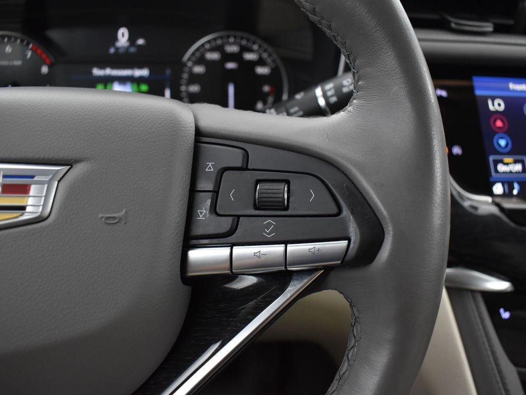 used 2022 Cadillac XT6 car, priced at $36,495