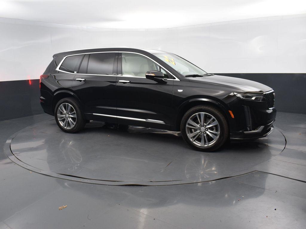 used 2022 Cadillac XT6 car, priced at $36,495