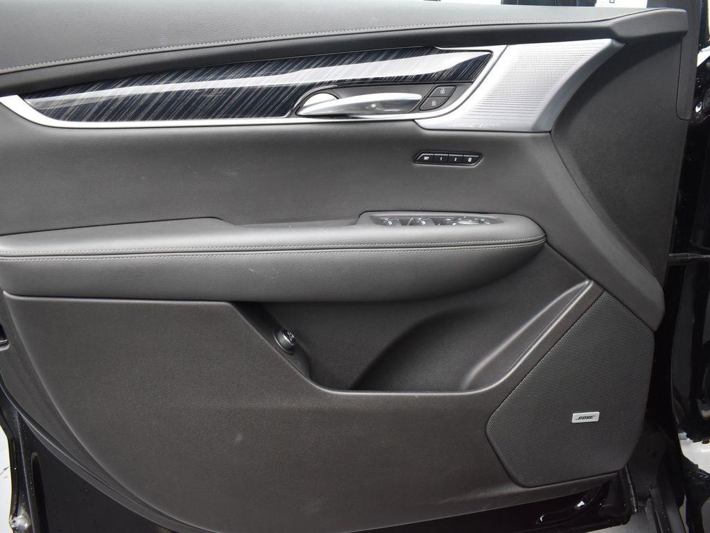 used 2024 Cadillac XT6 car, priced at $49,995