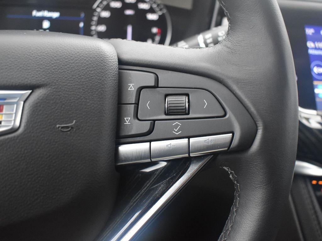 used 2024 Cadillac XT6 car, priced at $49,995