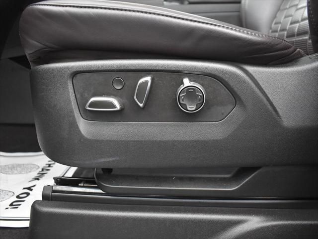 used 2022 Cadillac Escalade ESV car, priced at $79,995