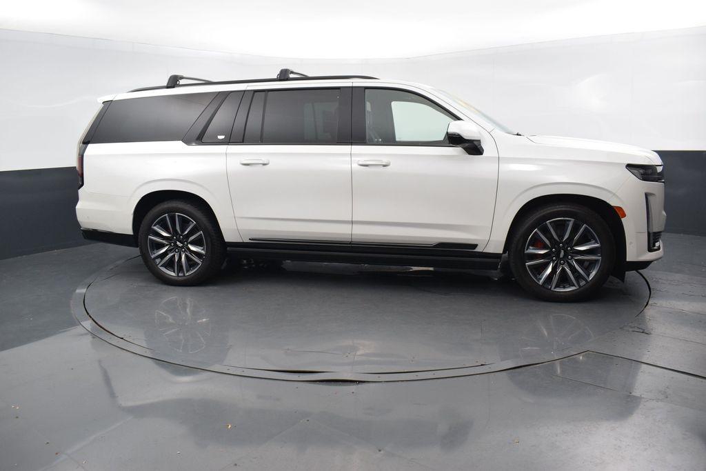 used 2022 Cadillac Escalade ESV car, priced at $77,995