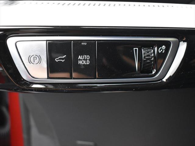 new 2025 Cadillac OPTIQ car, priced at $59,614