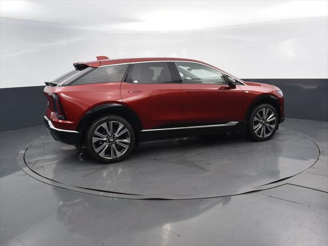 new 2025 Cadillac OPTIQ car, priced at $59,614