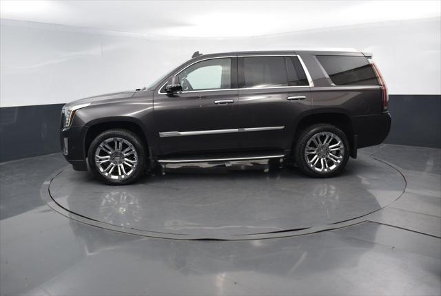 used 2017 Cadillac Escalade car, priced at $31,995