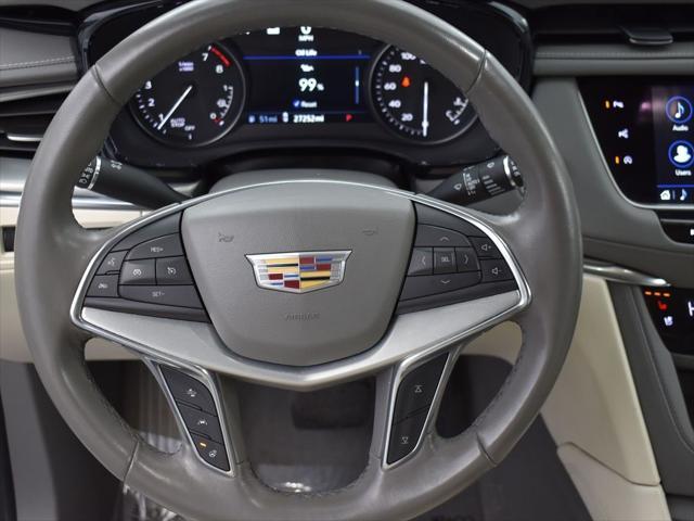 used 2022 Cadillac XT5 car, priced at $35,795