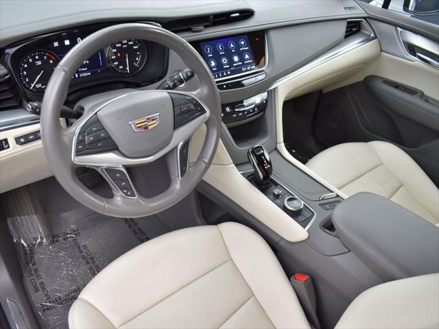 used 2022 Cadillac XT5 car, priced at $35,795