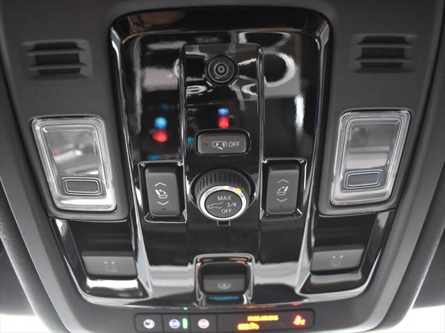 used 2025 Cadillac Escalade ESV car, priced at $139,795