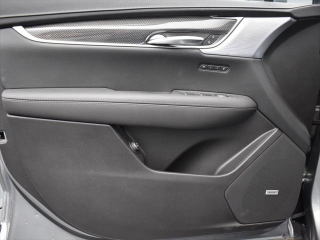 new 2025 Cadillac XT5 car, priced at $65,160