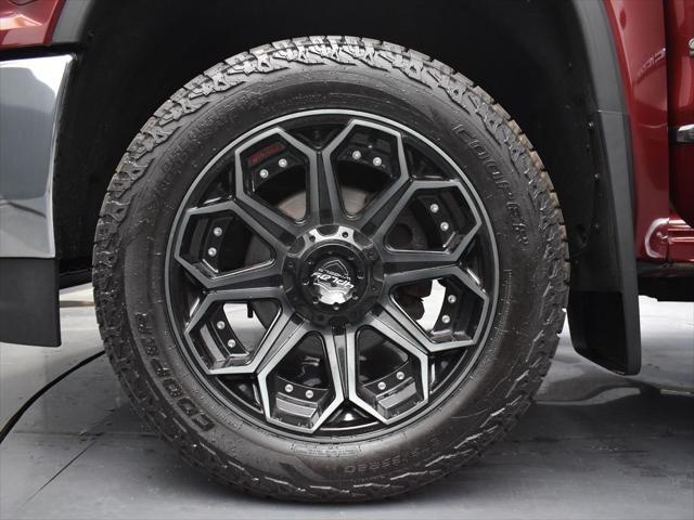 used 2017 GMC Sierra 1500 car, priced at $33,995