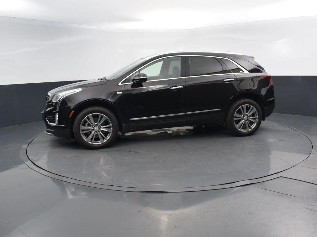new 2025 Cadillac XT5 car, priced at $57,510