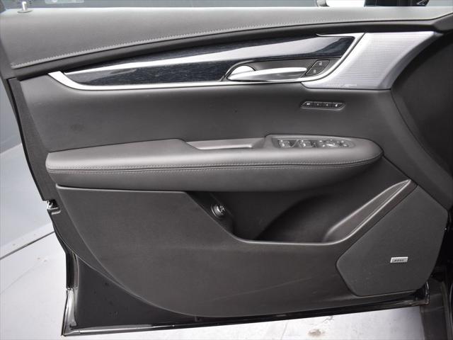 new 2025 Cadillac XT5 car, priced at $58,010