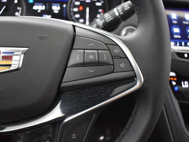 new 2025 Cadillac XT5 car, priced at $58,010