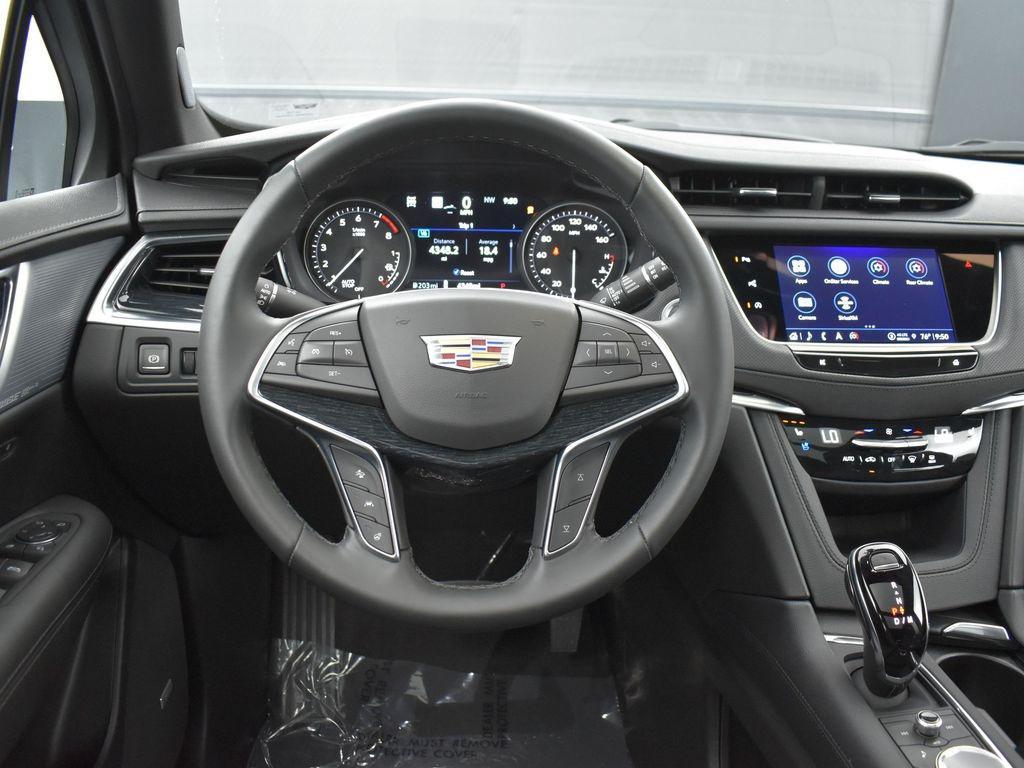 new 2025 Cadillac XT5 car, priced at $57,510