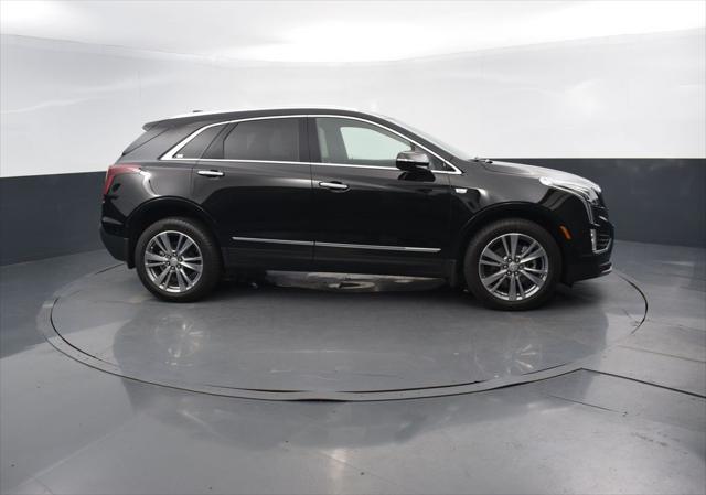 new 2025 Cadillac XT5 car, priced at $58,010
