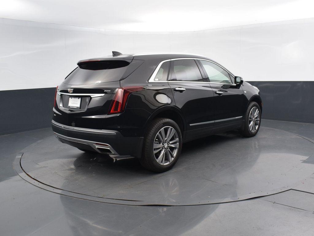 new 2025 Cadillac XT5 car, priced at $57,510