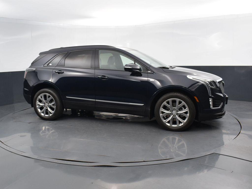 used 2021 Cadillac XT5 car, priced at $29,895