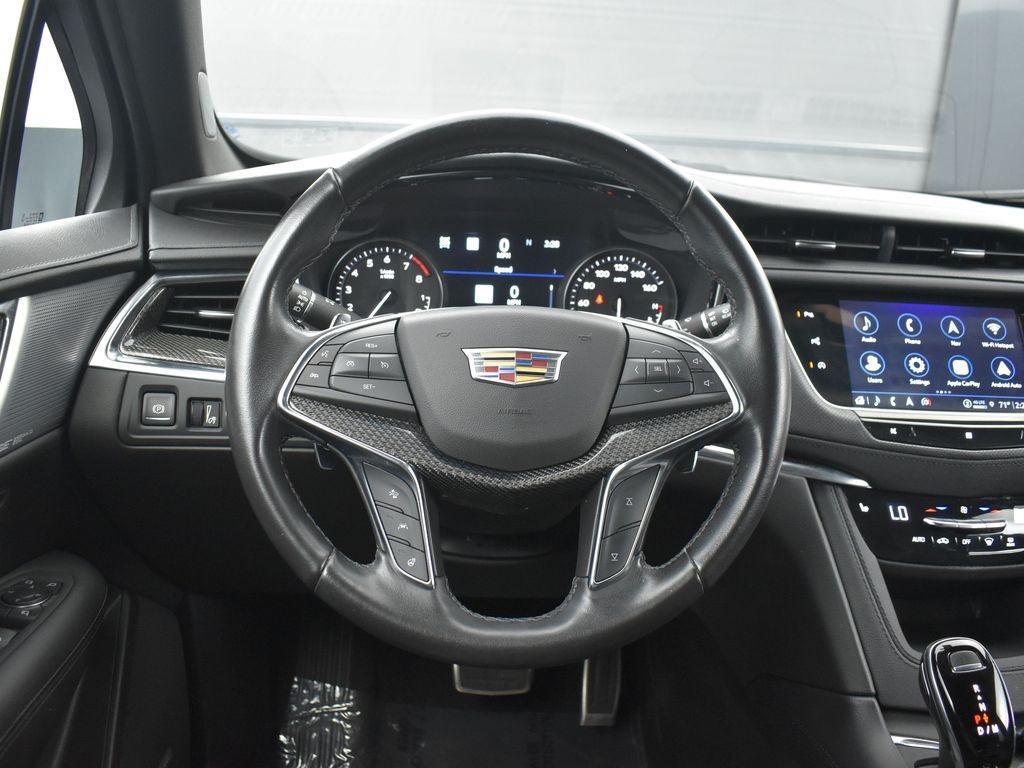used 2021 Cadillac XT5 car, priced at $29,895