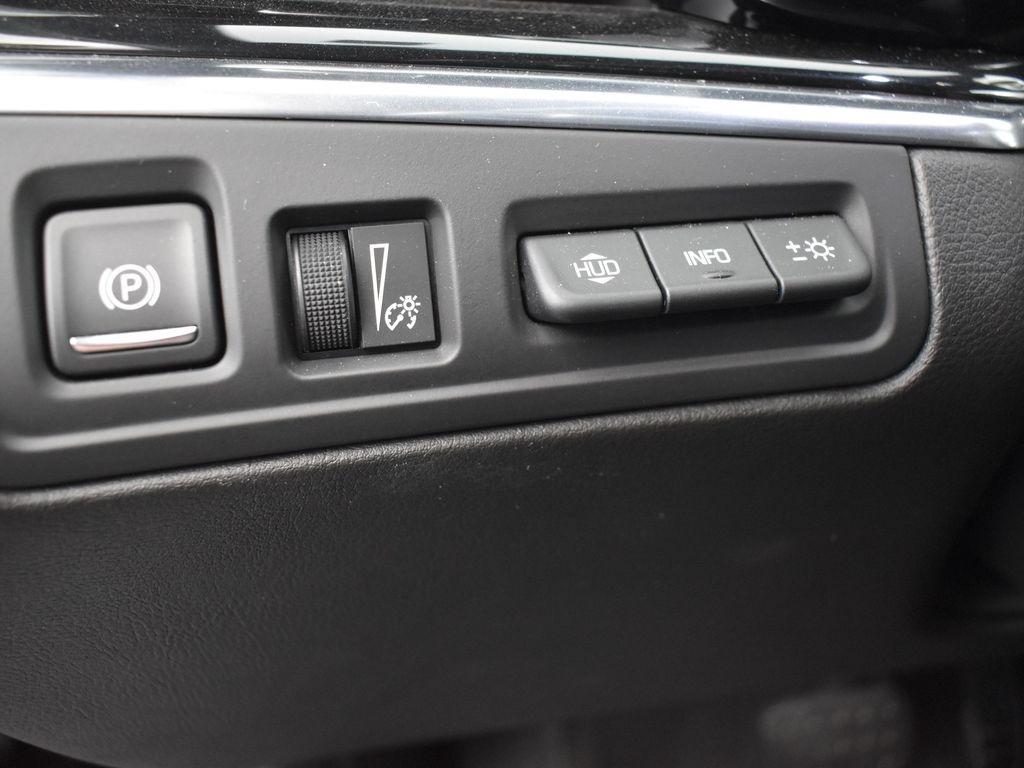 used 2020 Cadillac XT6 car, priced at $32,695