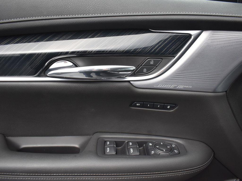 used 2020 Cadillac XT6 car, priced at $32,695