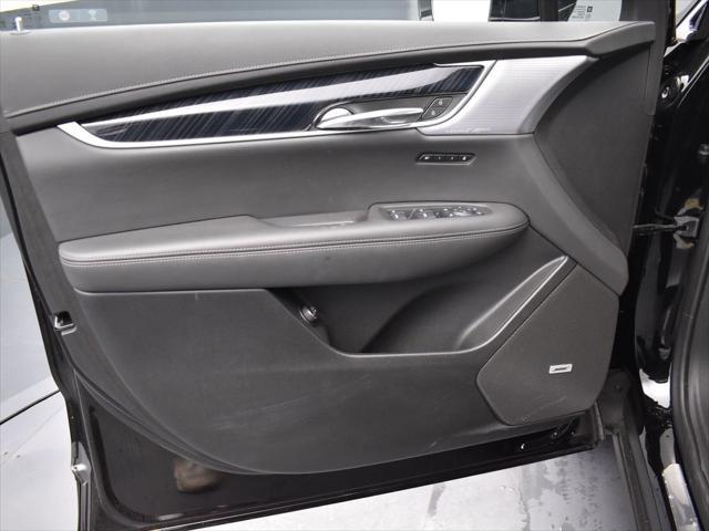 new 2025 Cadillac XT6 car, priced at $67,460
