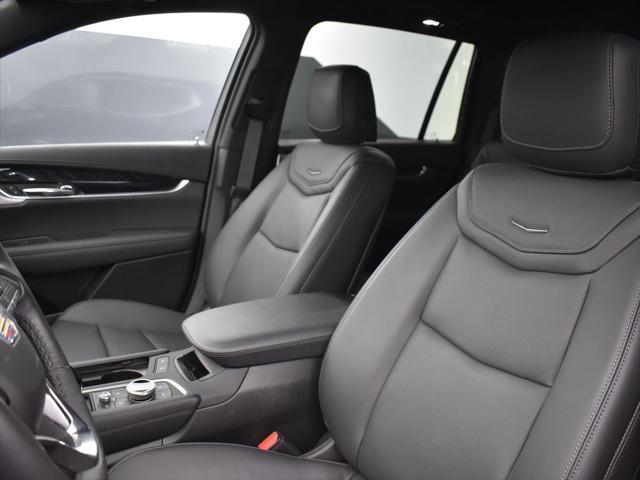 new 2025 Cadillac XT6 car, priced at $67,460