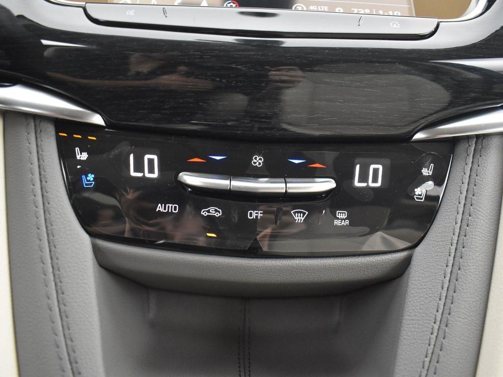 new 2025 Cadillac XT6 car, priced at $67,460