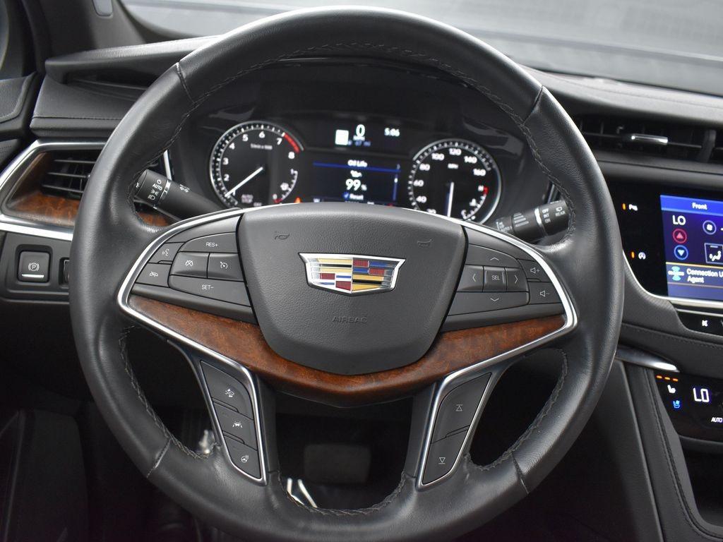 used 2024 Cadillac XT5 car, priced at $44,495