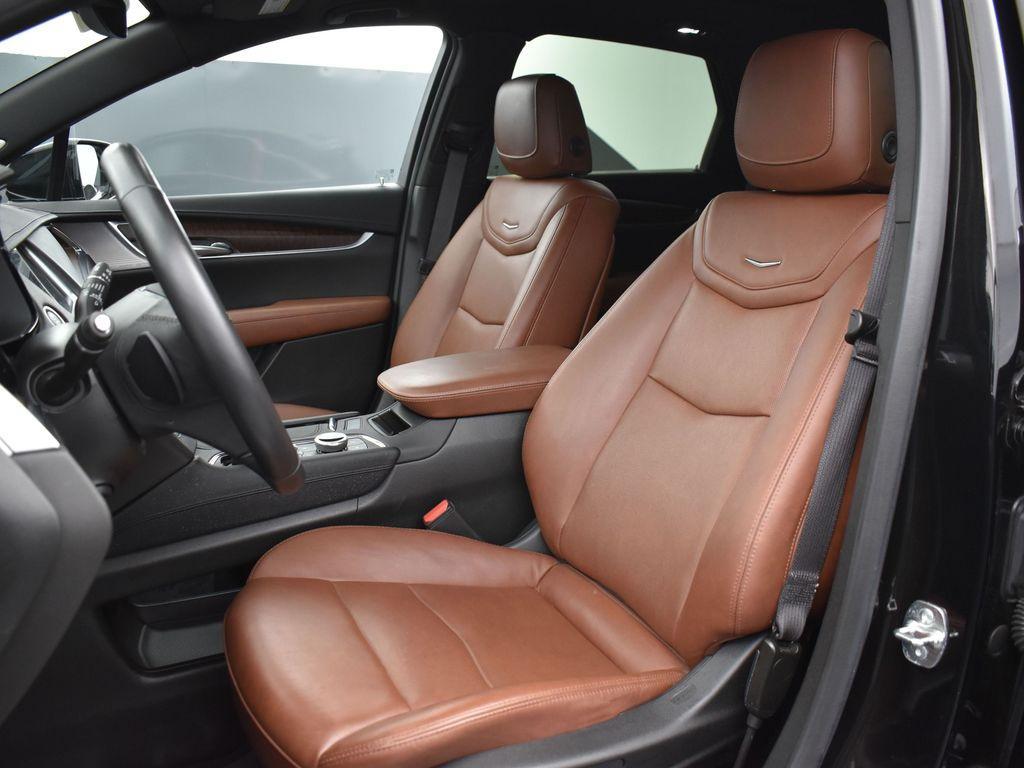 used 2024 Cadillac XT5 car, priced at $44,495