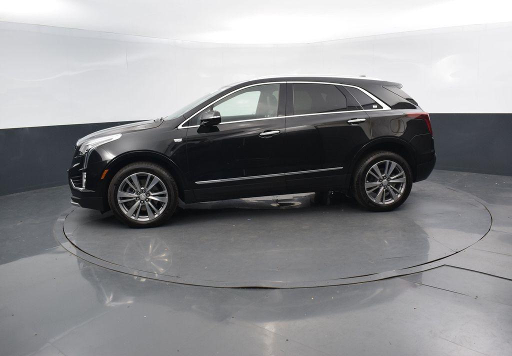 used 2024 Cadillac XT5 car, priced at $44,495