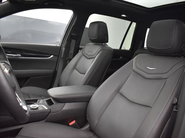 new 2025 Cadillac XT6 car, priced at $68,060