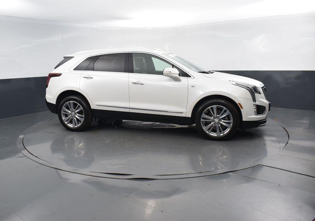 used 2024 Cadillac XT5 car, priced at $44,995