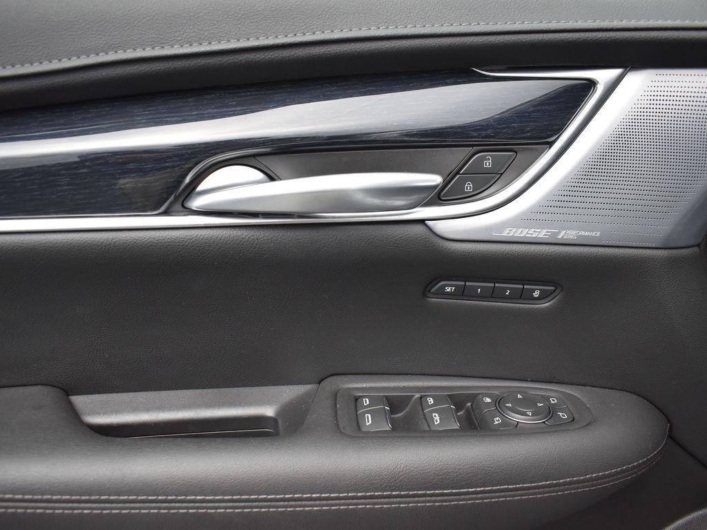 used 2024 Cadillac XT5 car, priced at $44,995