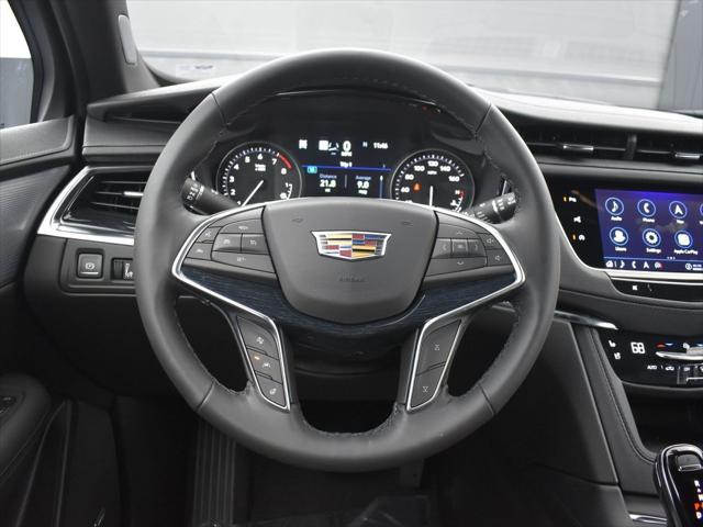 new 2024 Cadillac XT5 car, priced at $61,115